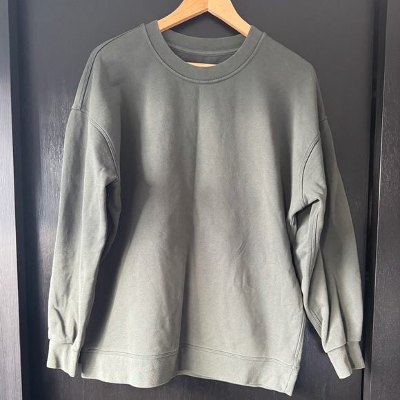 Lululemon Perfectly Oversized Crew in Smoked Spruce - Picture 6 of 9